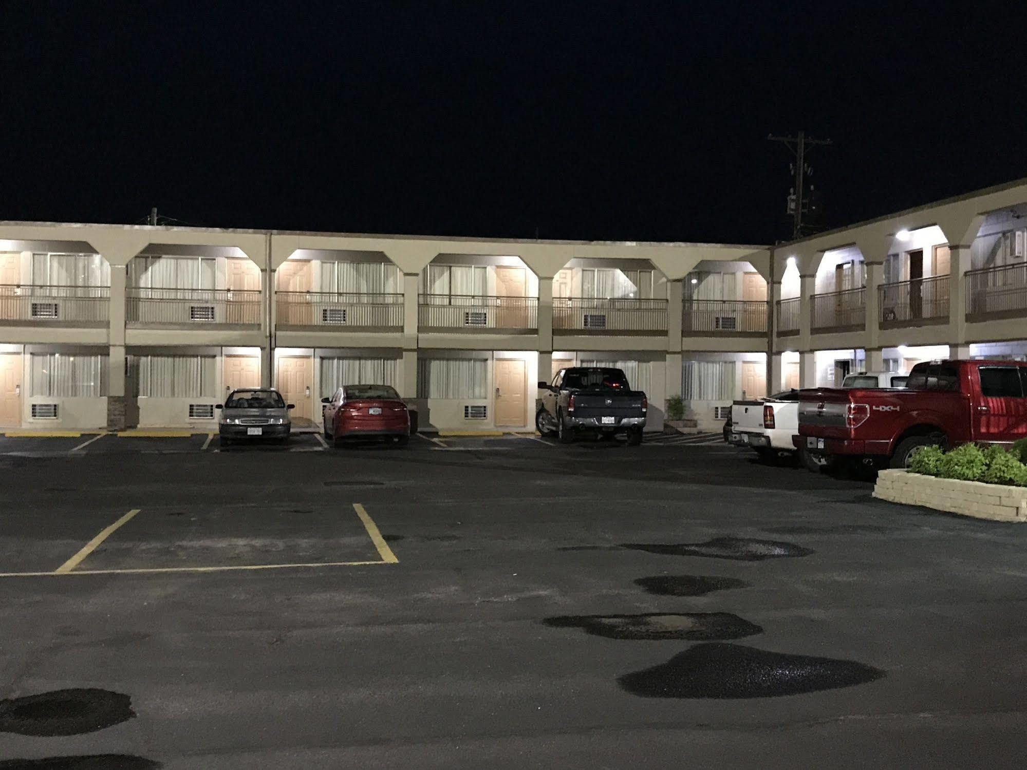 Hutchinson Inn Exterior foto